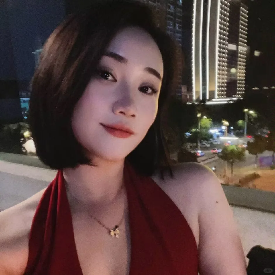 美人教师，知性优雅气质女神