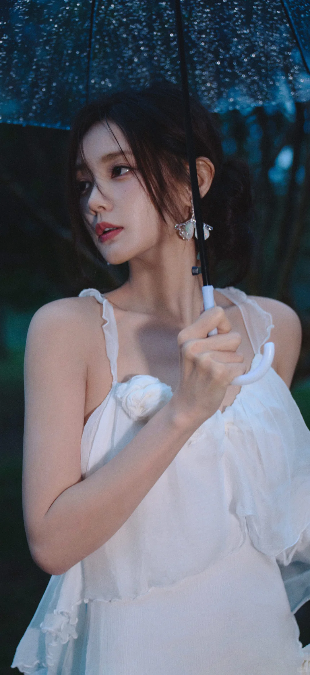 20251105明星壁纸｜【李一桐】～