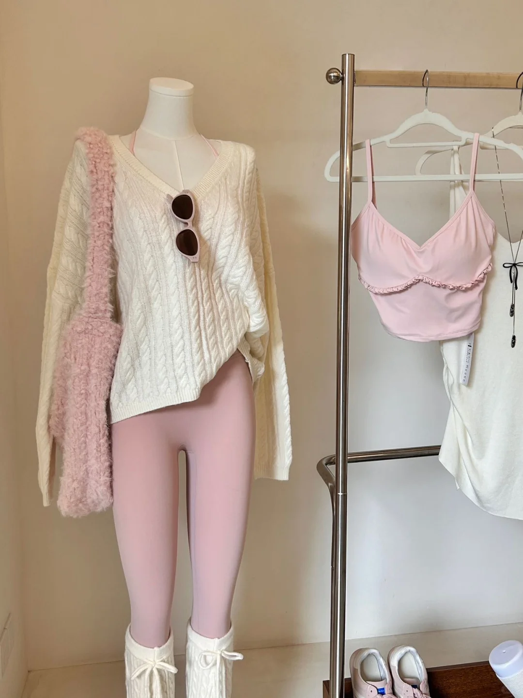 谁懂 瑜伽服这样穿真的好韩！！！