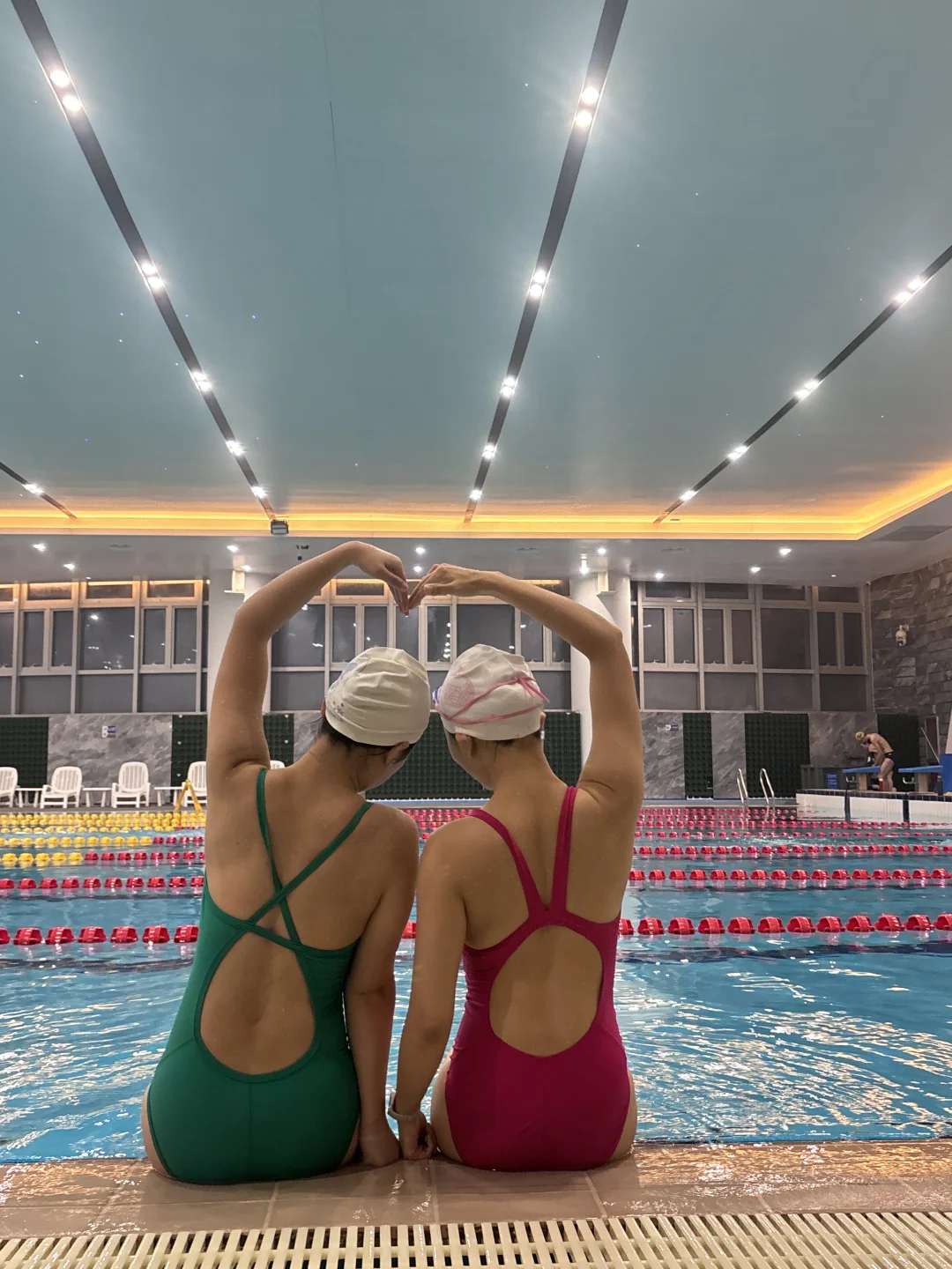 和游泳搭子的拍照分享📸