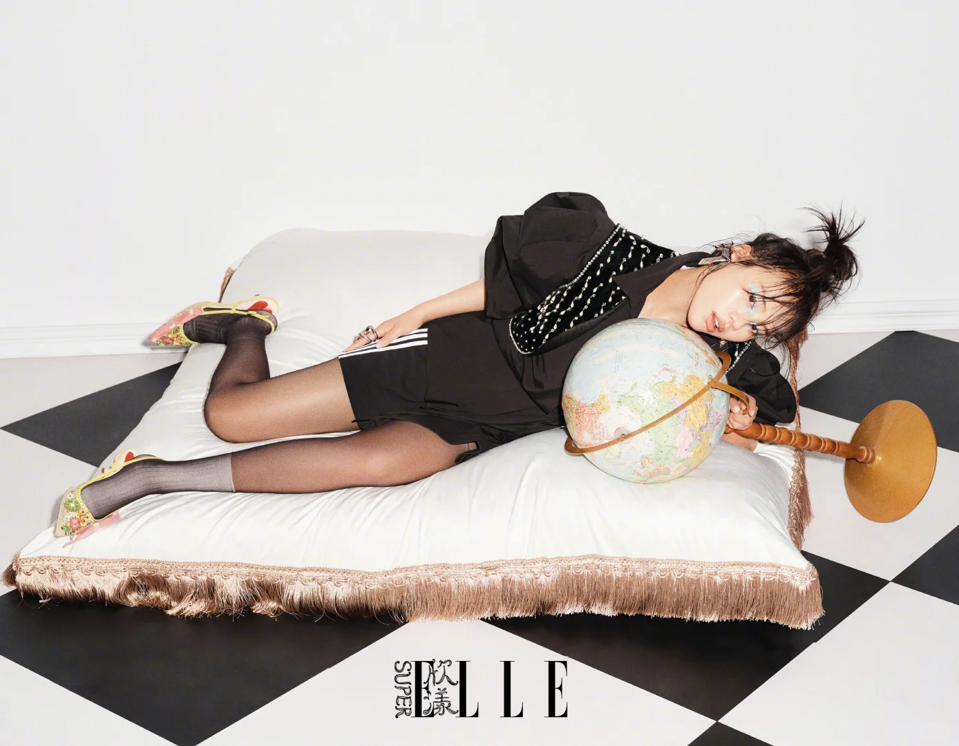 马思纯丝袜美腿