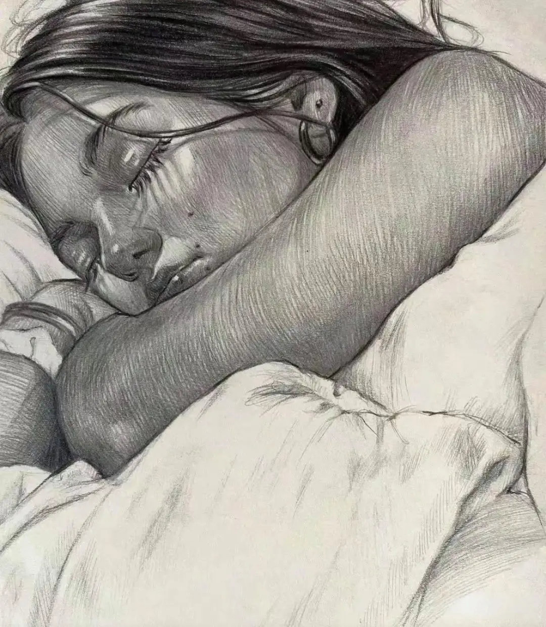 欣赏一位才华横溢的印度女艺术家素描作品