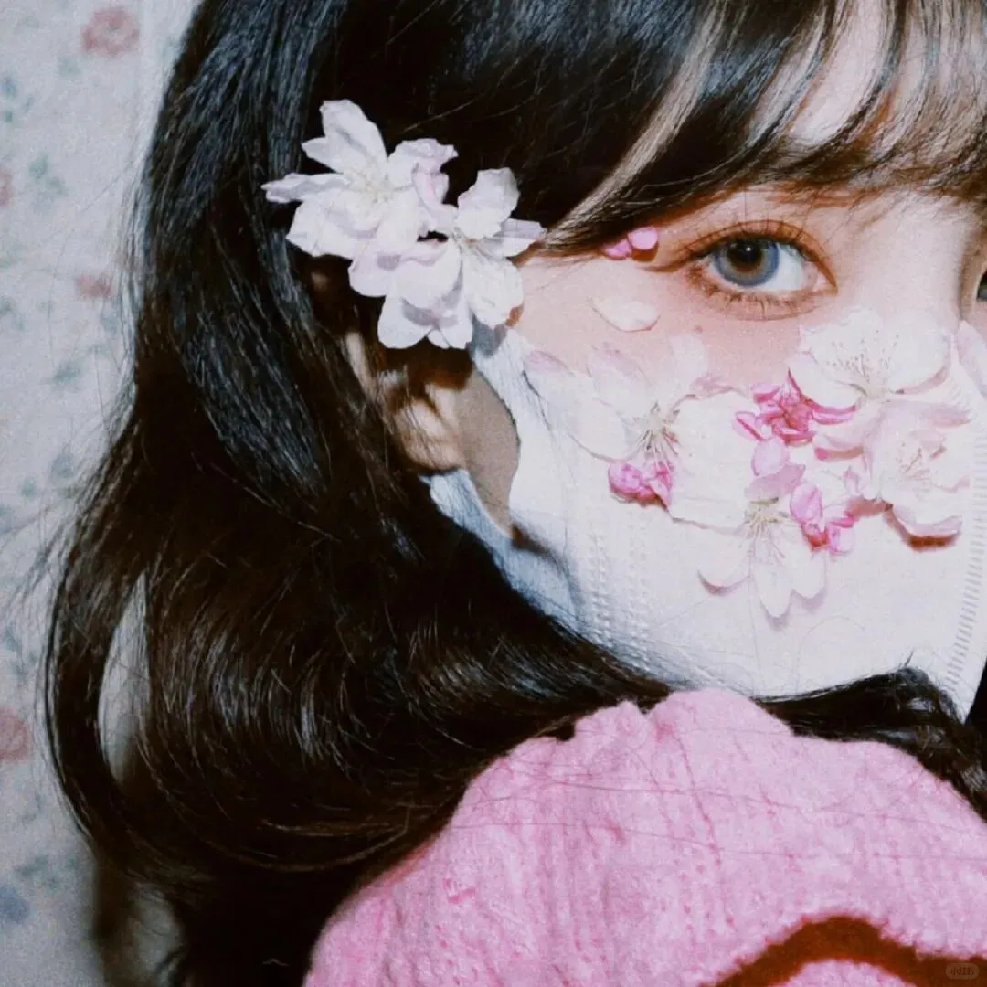 花团锦簇的女生头像