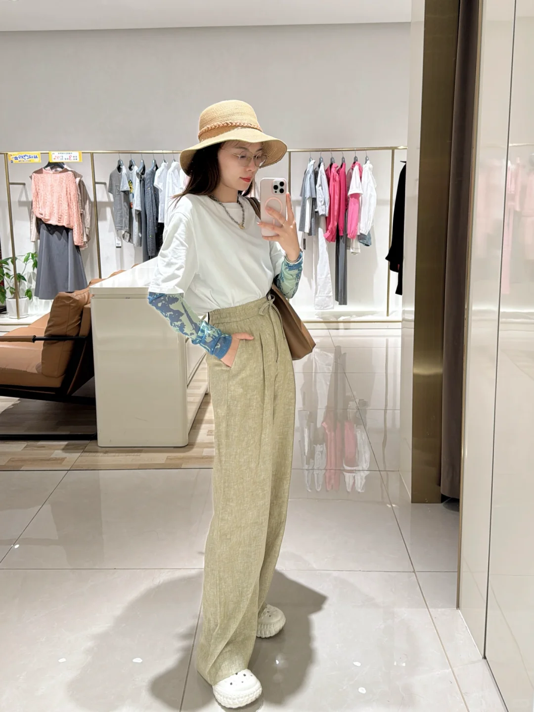 阿玛施｜穿出随性自然的活力感