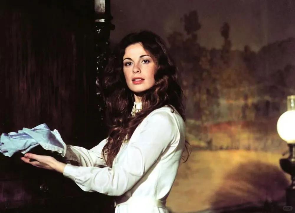 《芳心他属》#上海女作家秦菲影评