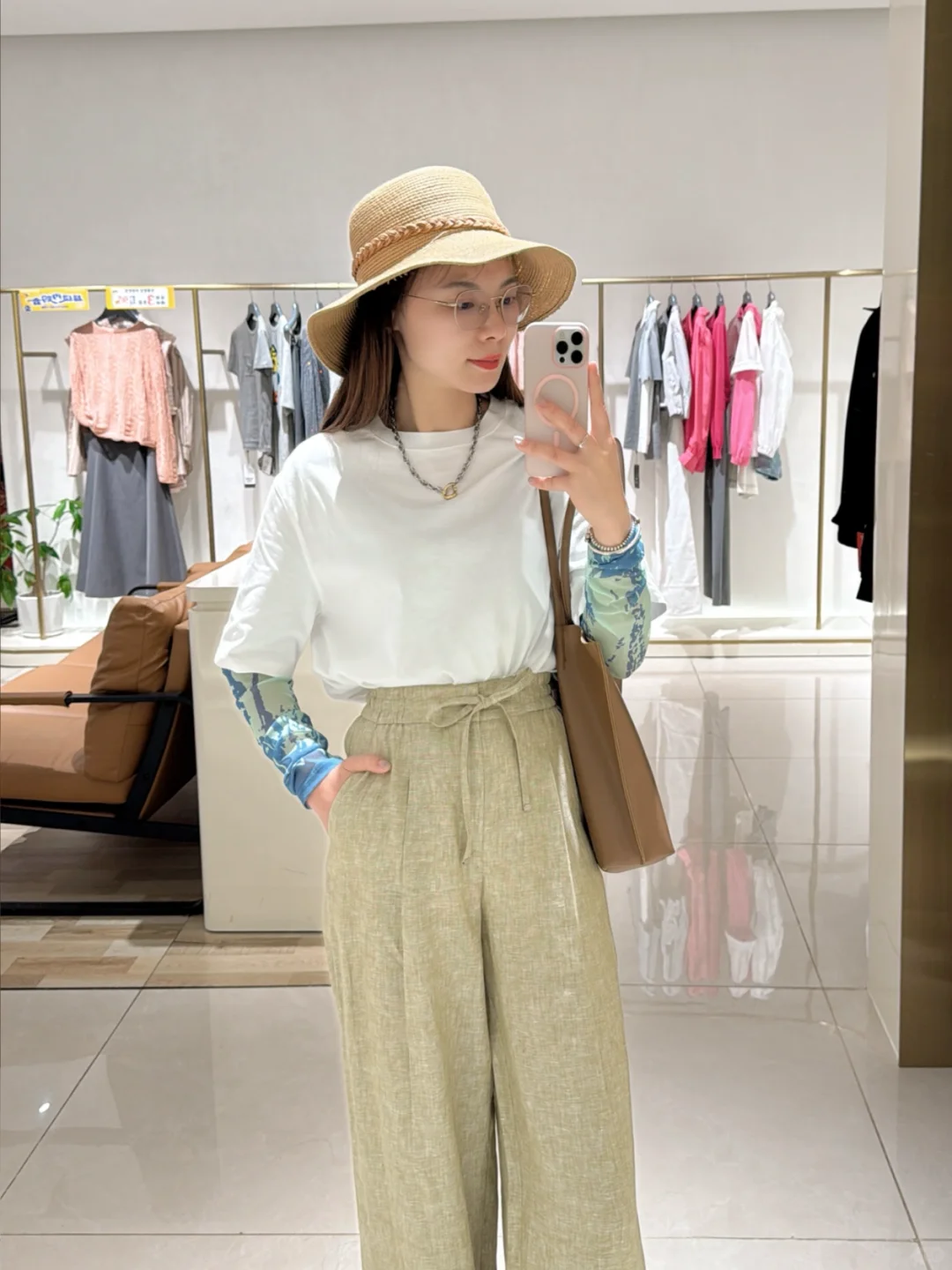 阿玛施｜穿出随性自然的活力感