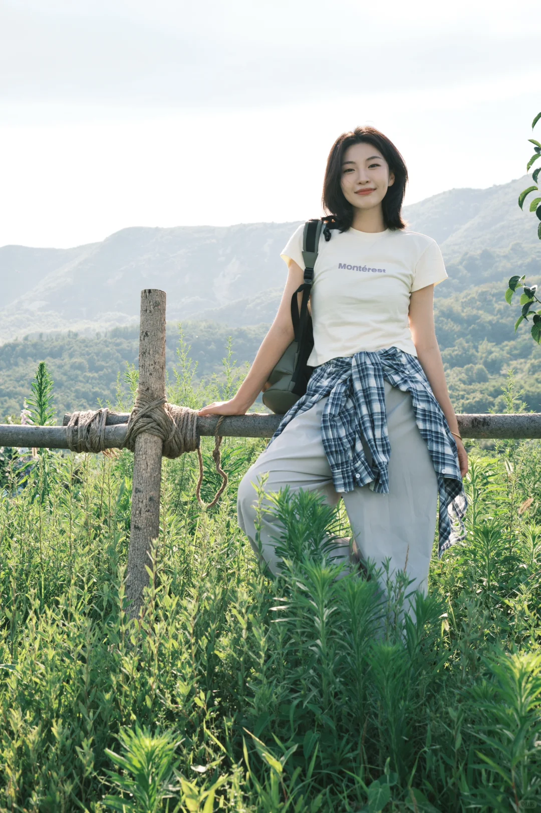 这大概就是我富士相机里的山野少女吧