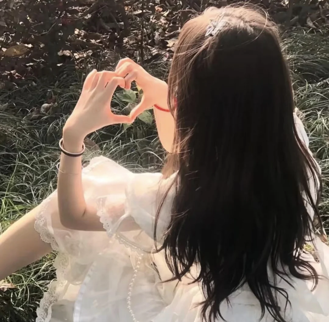 一眼封神的女神头像