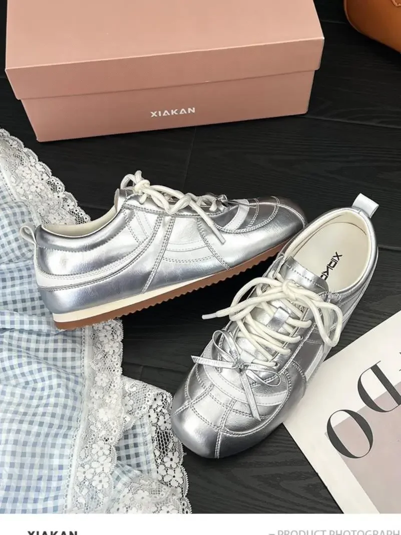 😍银色内增高德训鞋女！秋季休闲运动