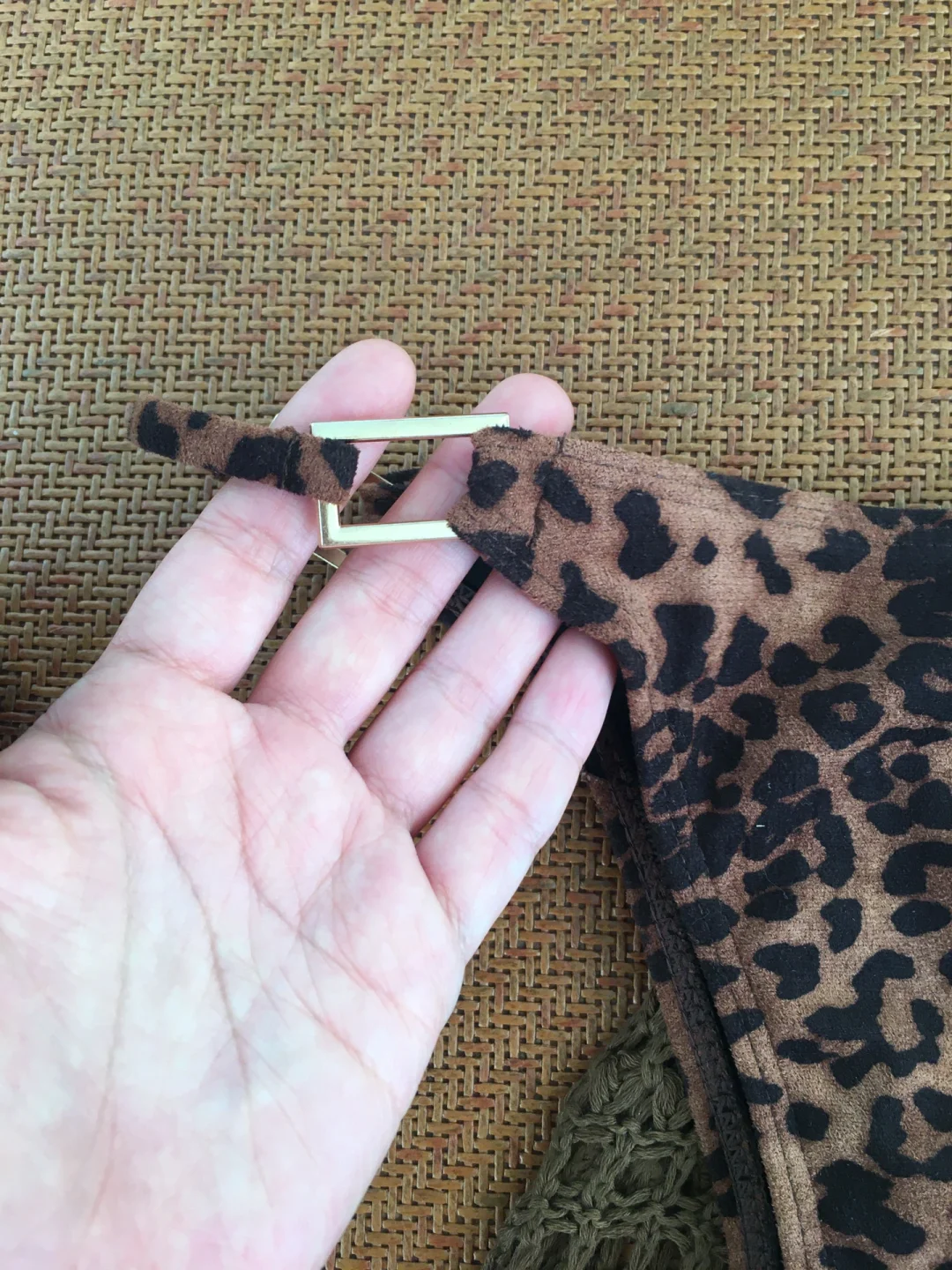 冬天温泉C位泳衣战袍♨️豹纹比基尼鲨疯了🔥