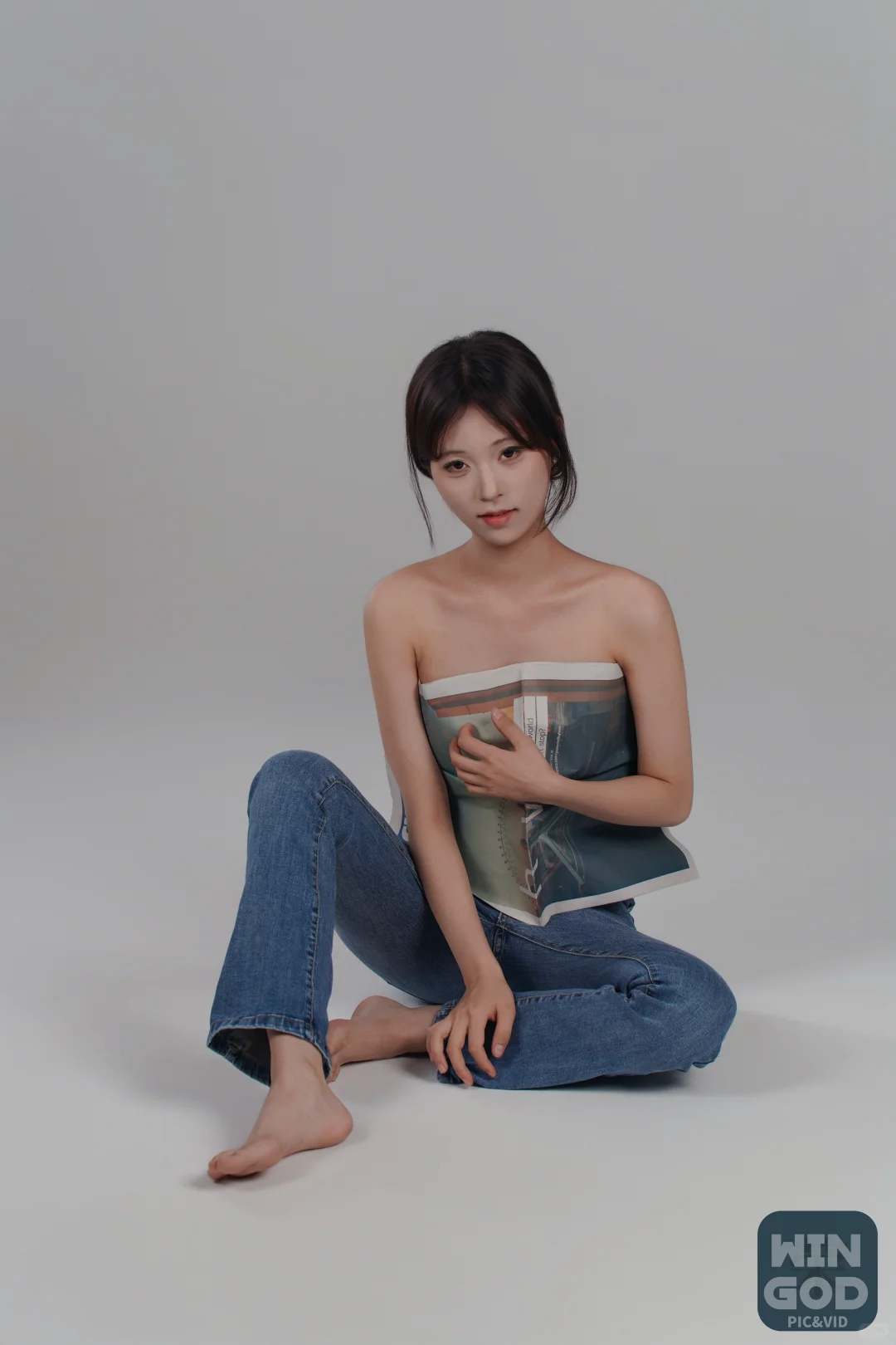 报纸风写真（无不良引导）