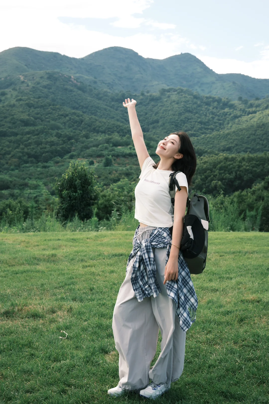 这大概就是我富士相机里的山野少女吧