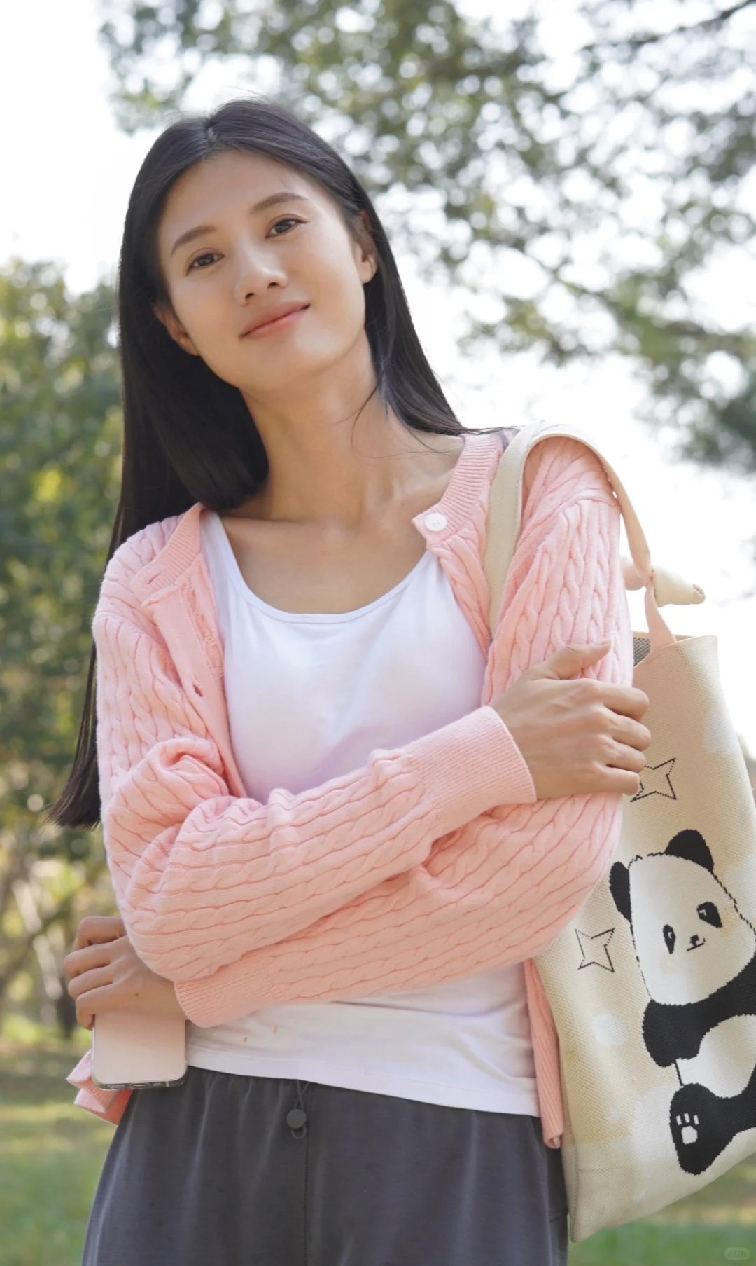 她有一种独特的魅力