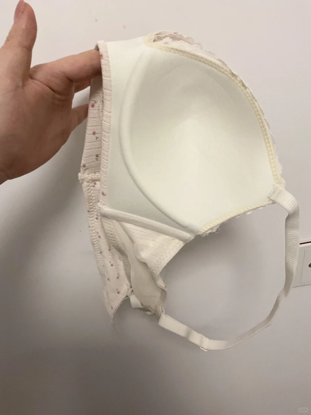 女生小胸穿它胸型超圆润？蕾丝 + 嘭感 yyds