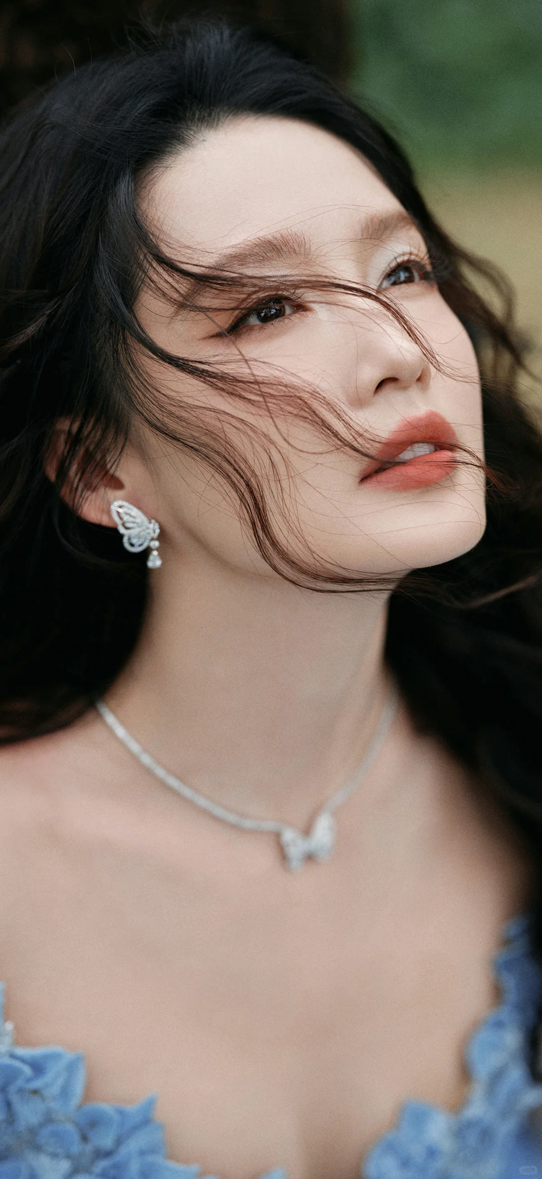 20251102明星壁纸｜【李沁】～