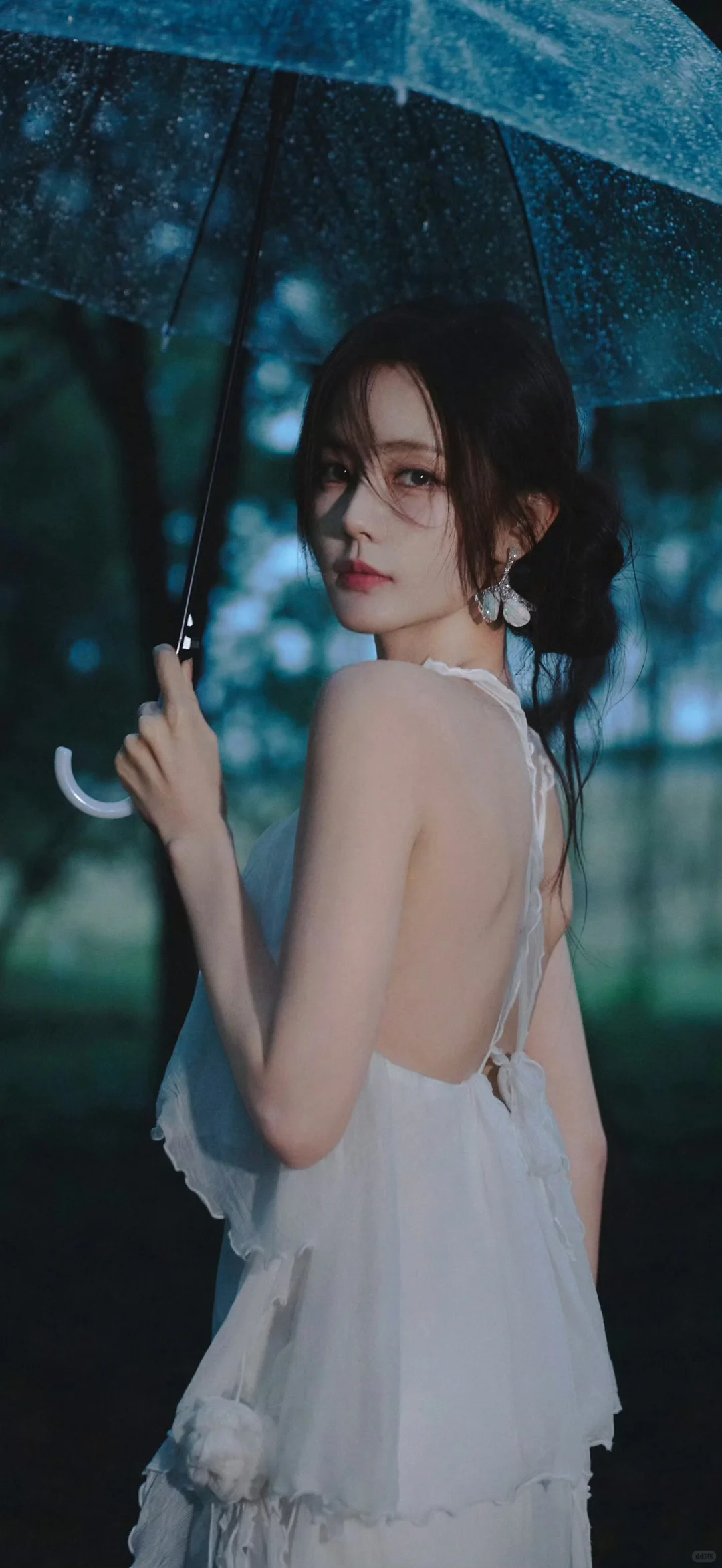 20251105明星壁纸｜【李一桐】～