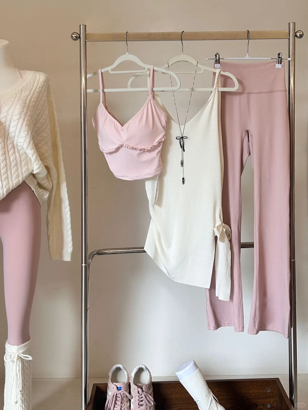 谁懂 瑜伽服这样穿真的好韩！！！