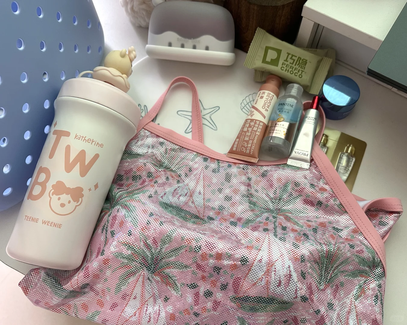 水池里面银龙鱼…而我是美人鱼🧜🏻‍♀️