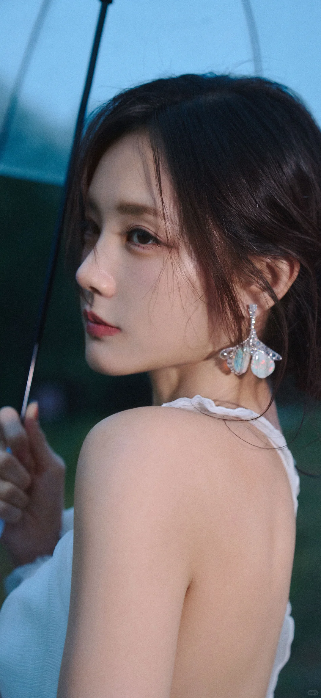 20251105明星壁纸｜【李一桐】～