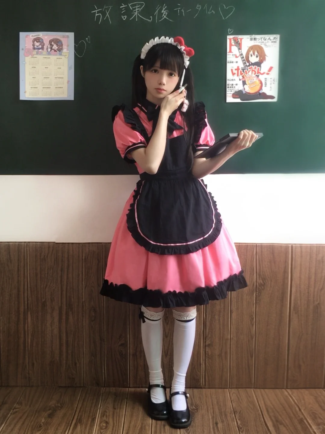 想让我穿女仆装的社长大人