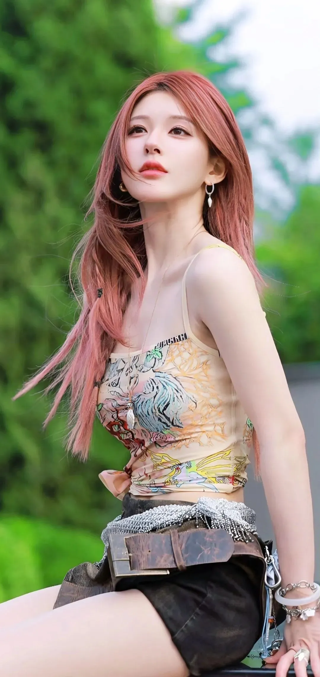 𝑺𝒉𝒂𝒓𝒆｜露思全屏壁纸