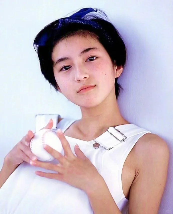 早期的广末凉子还是太权威了☀️