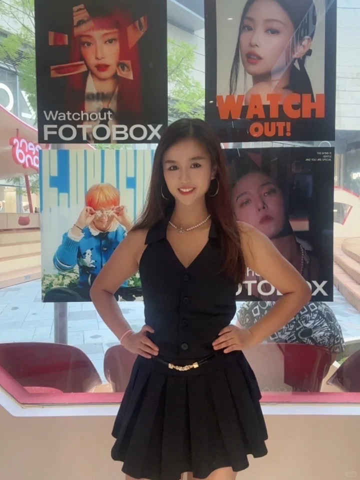 健身女的肌肉线条不是一朝一夕