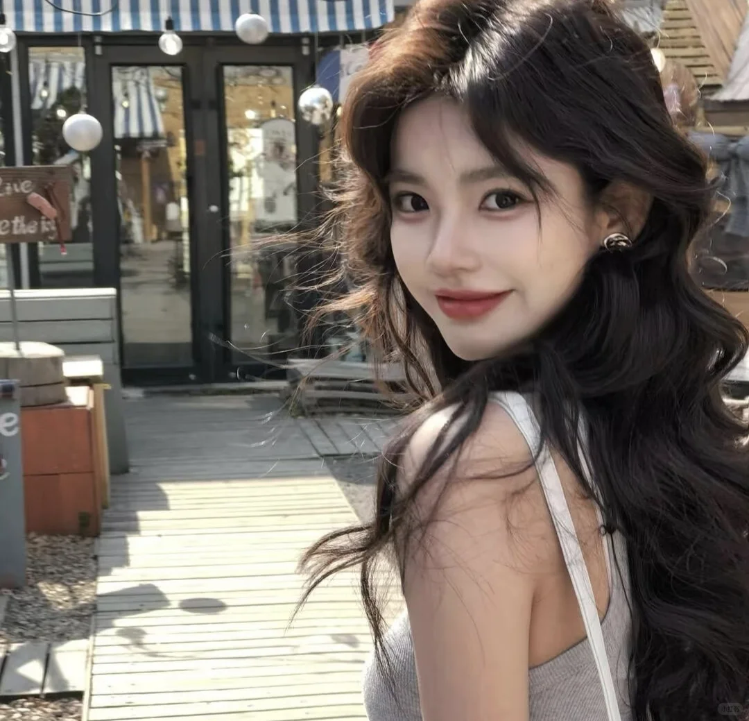 一眼封神的女神头像