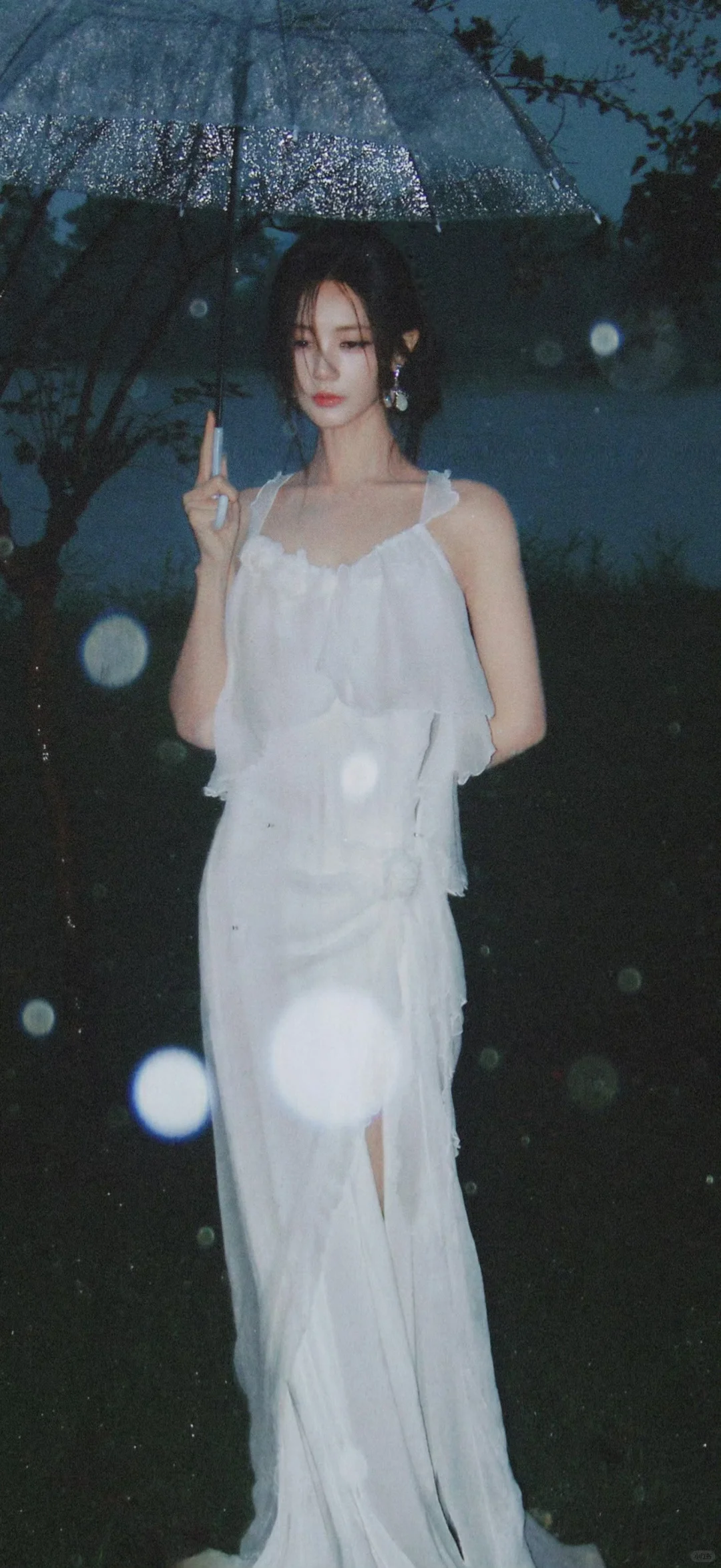 20251105明星壁纸｜【李一桐】～