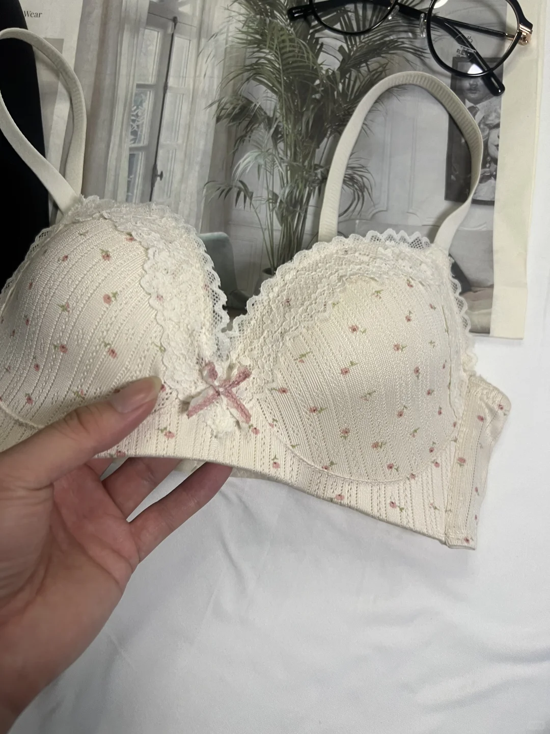 浅粉色蕾丝小胸内衣💕真的太美啦！好温柔哇