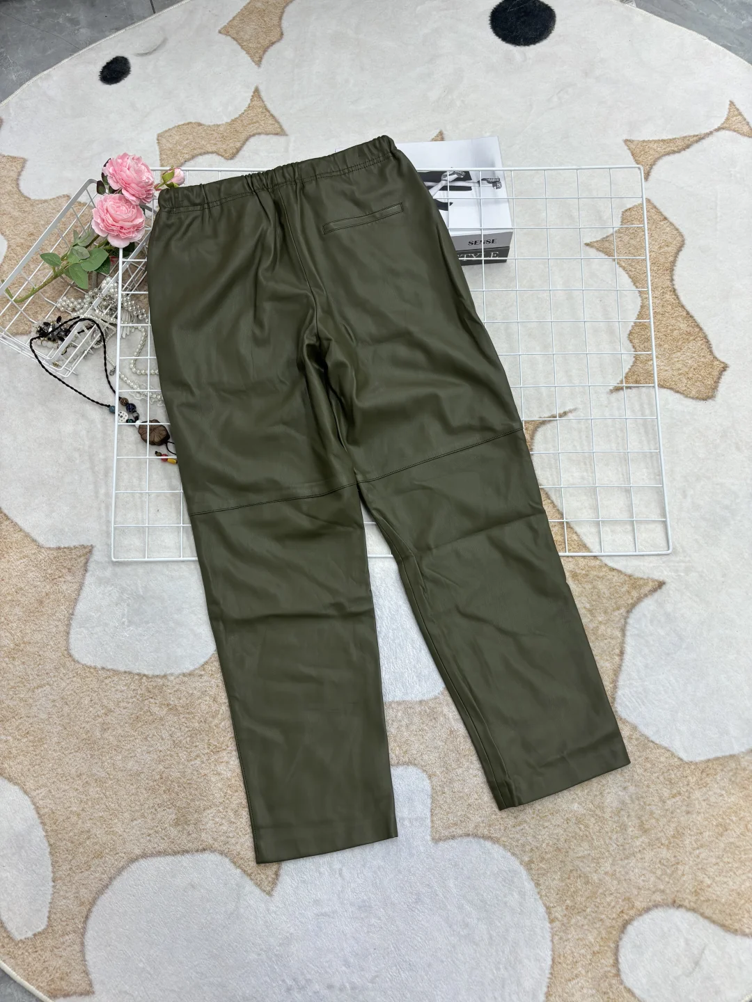 时尚、休闲、皮裤、时尚百搭、