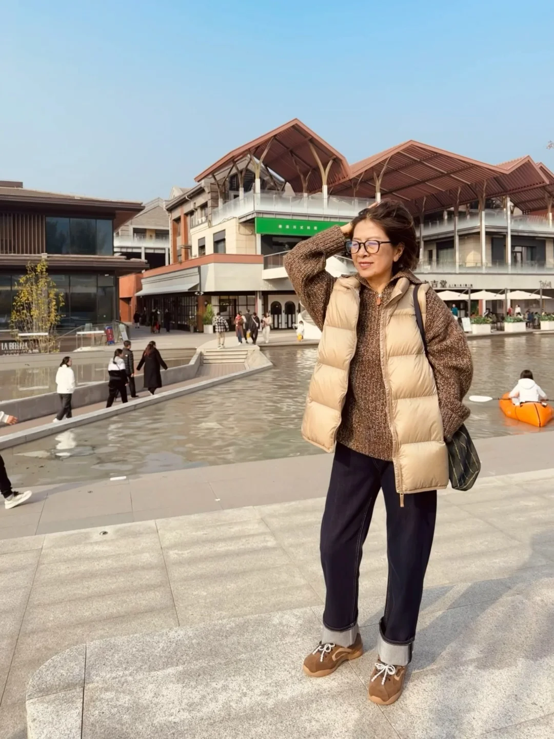 北方老年博主初冬实用羽绒服休闲穿搭