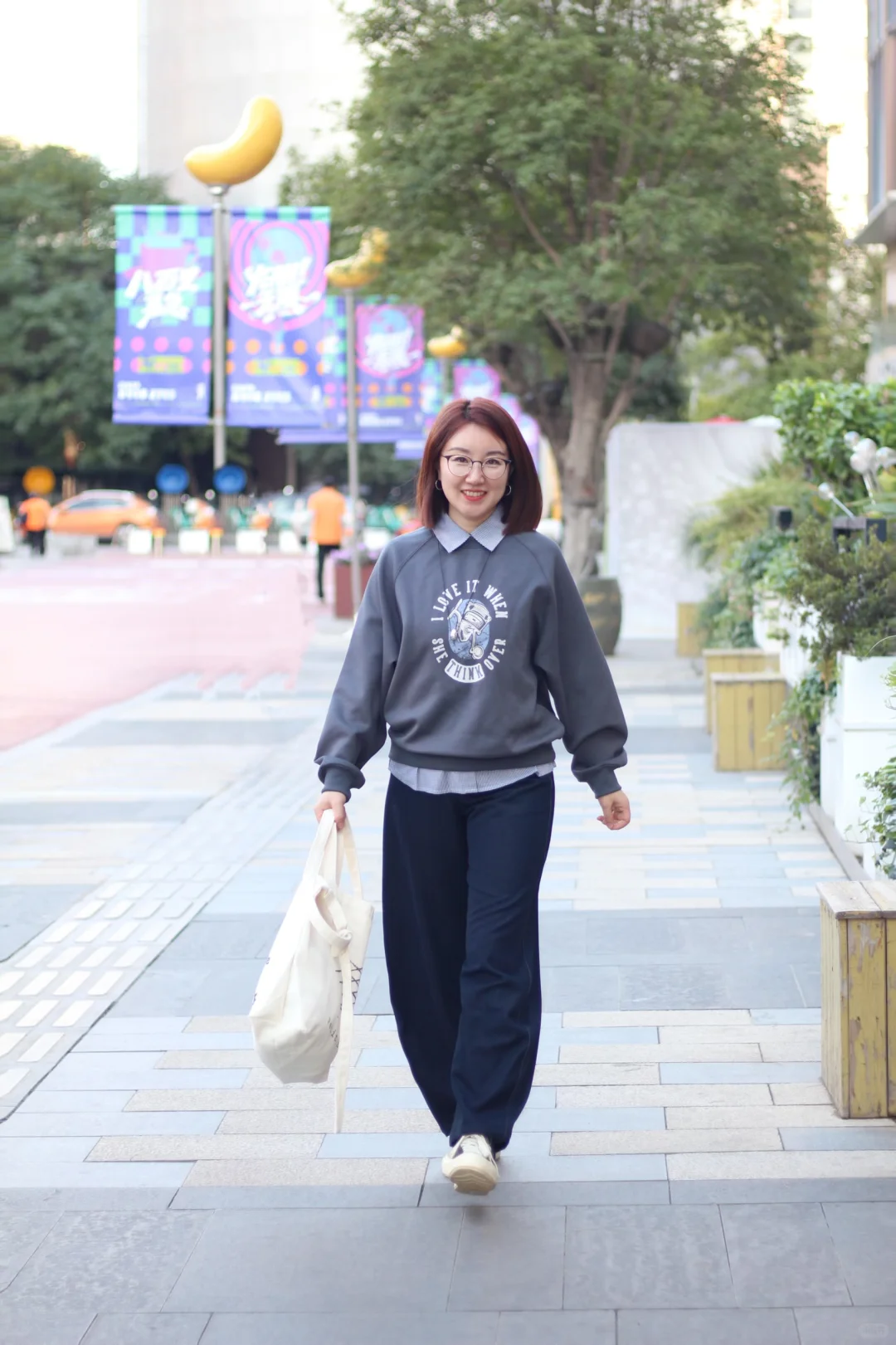 42岁丨秋天的松弛感是卫衣给的🍂