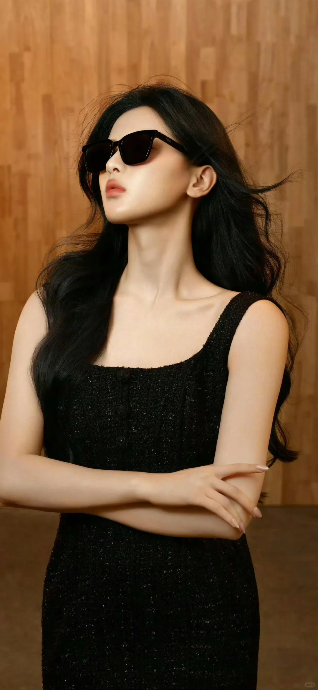 杨超越壁纸！丝袜配眼镜太绝了