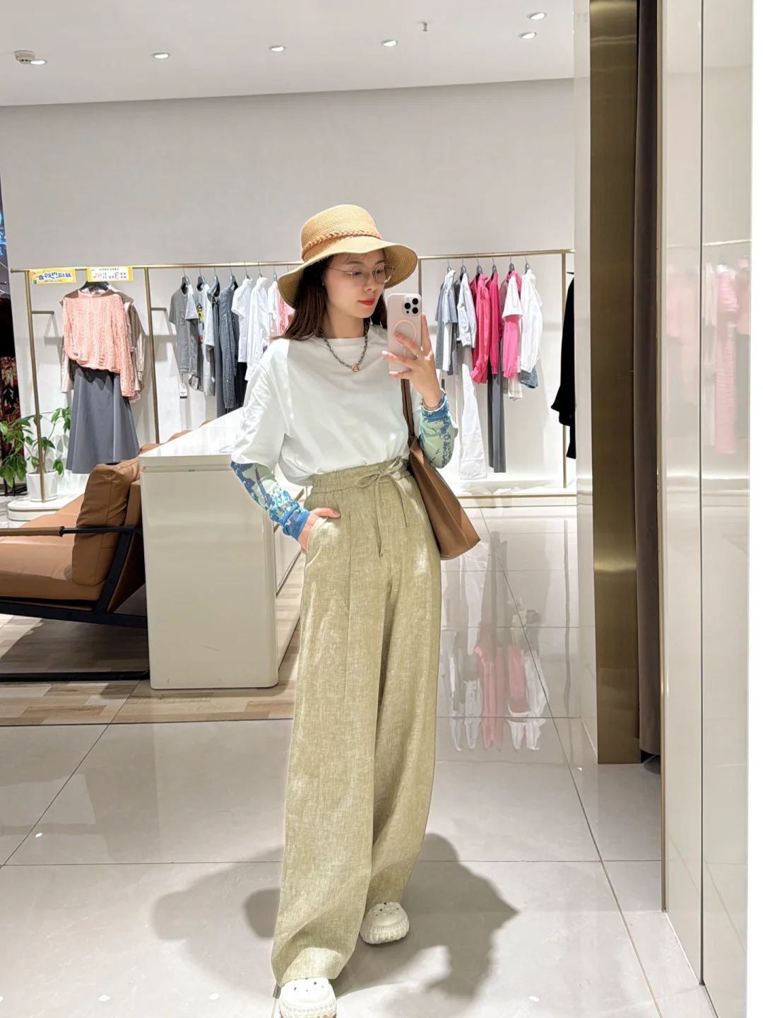 阿玛施｜穿出随性自然的活力感