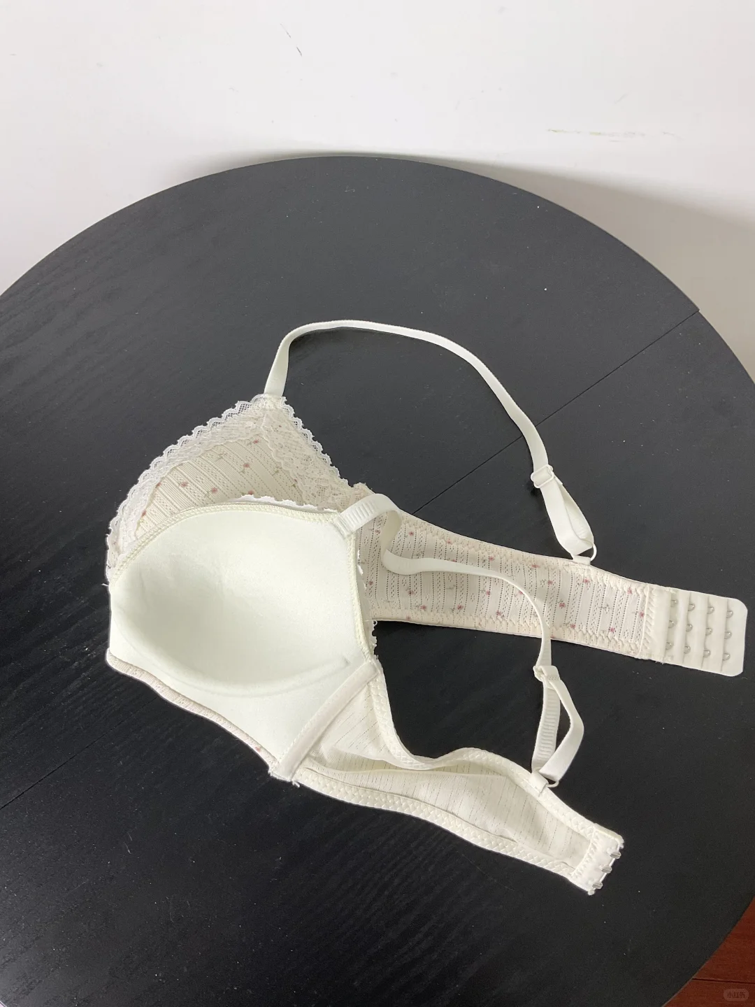 试过 N 款！小胸聚拢就认这蕾丝内衣