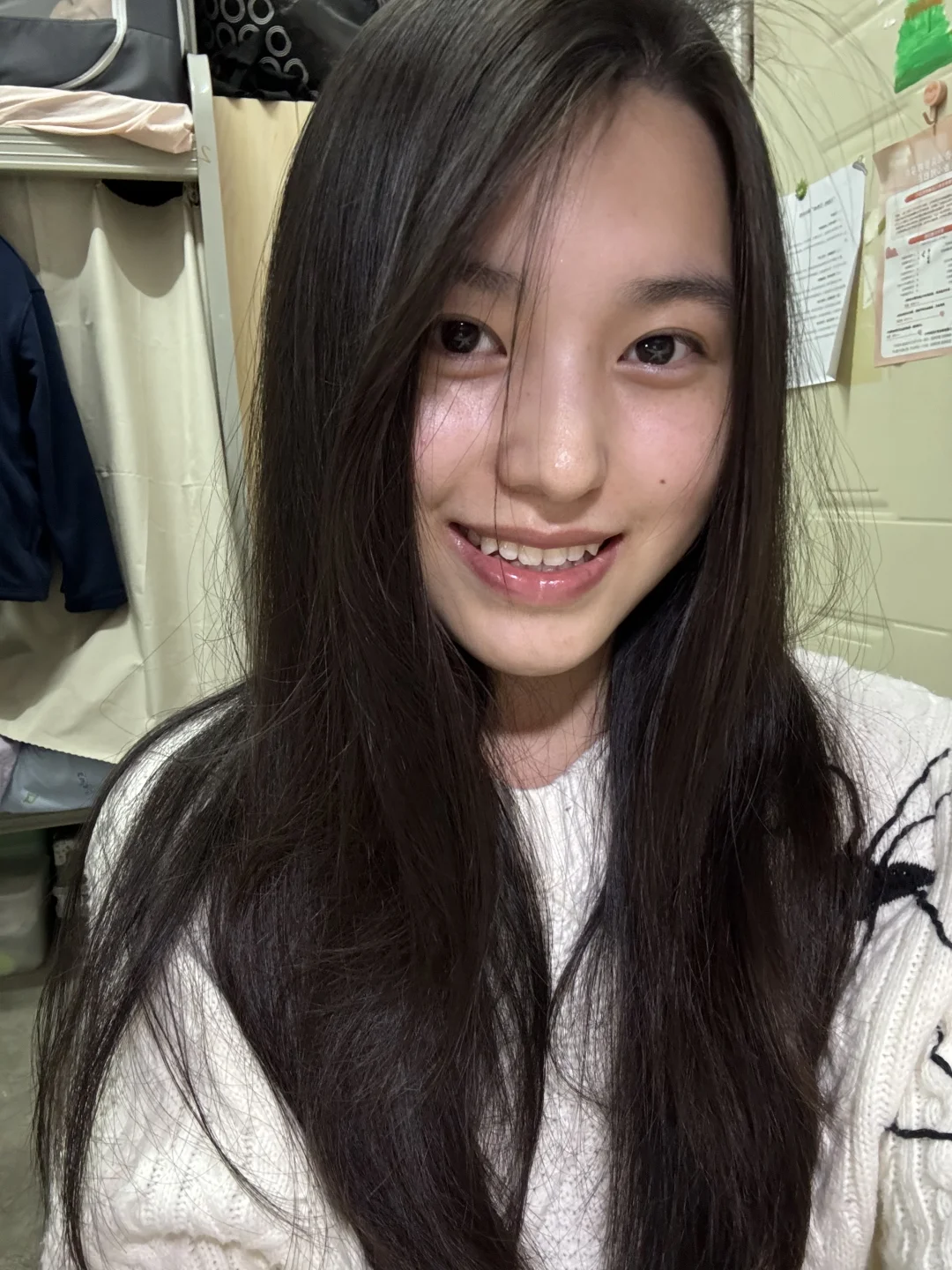 怎么感觉越素越好看