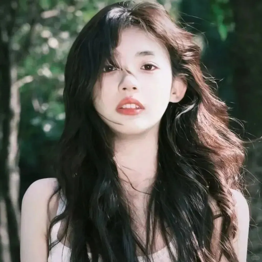 花团锦簇的女生头像