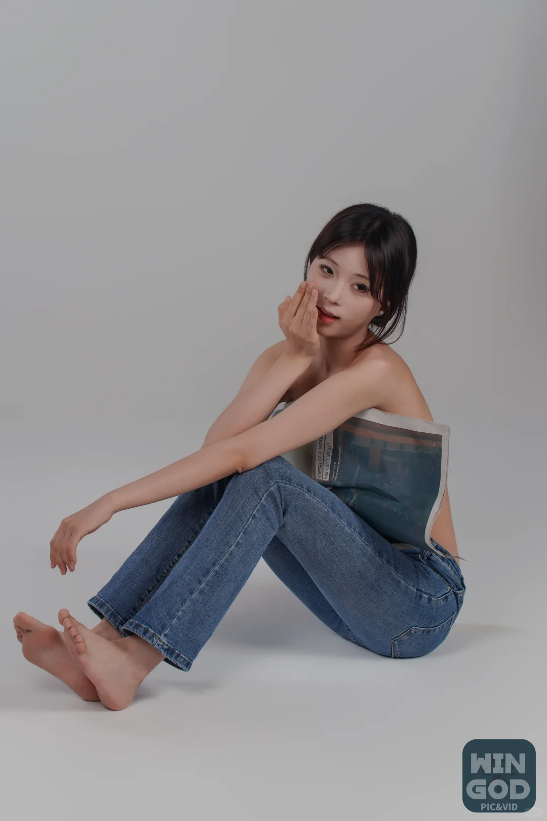 报纸风写真（无不良引导）