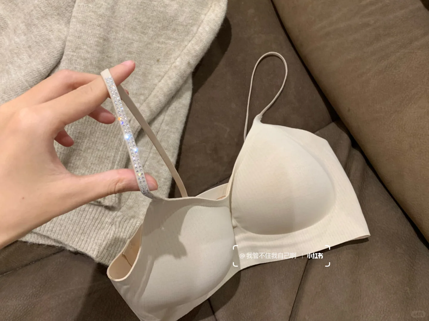 我宣布🙌🏻这完全就是美背露肩滴神