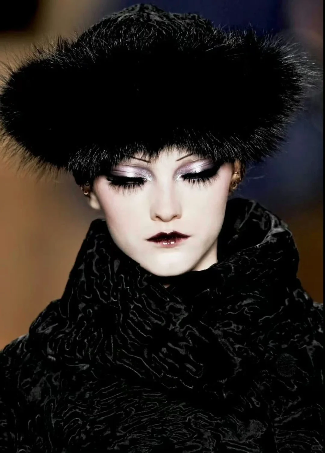 好伟大一张脸！美得我眼前一亮一亮又一亮！