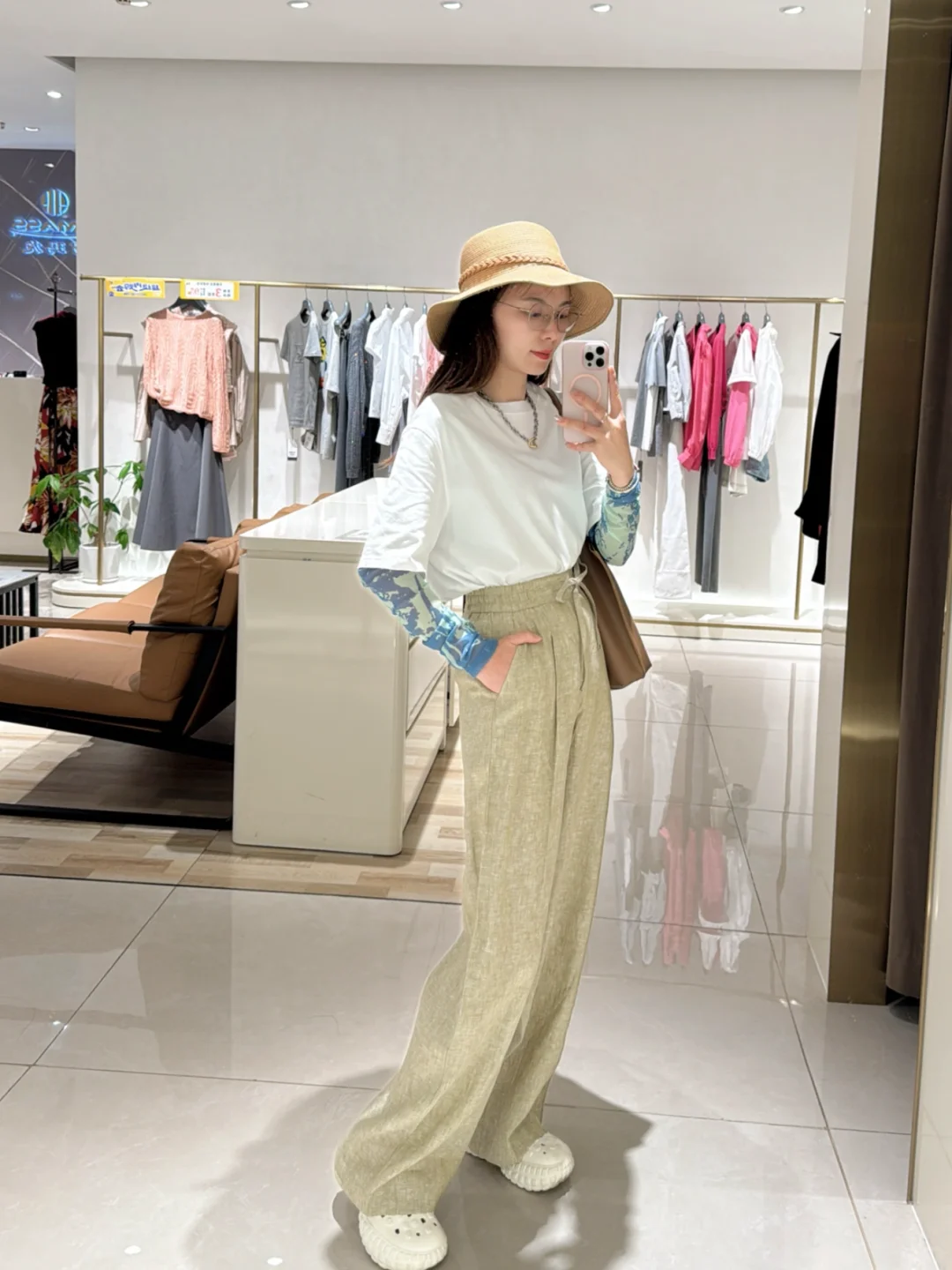 阿玛施｜穿出随性自然的活力感