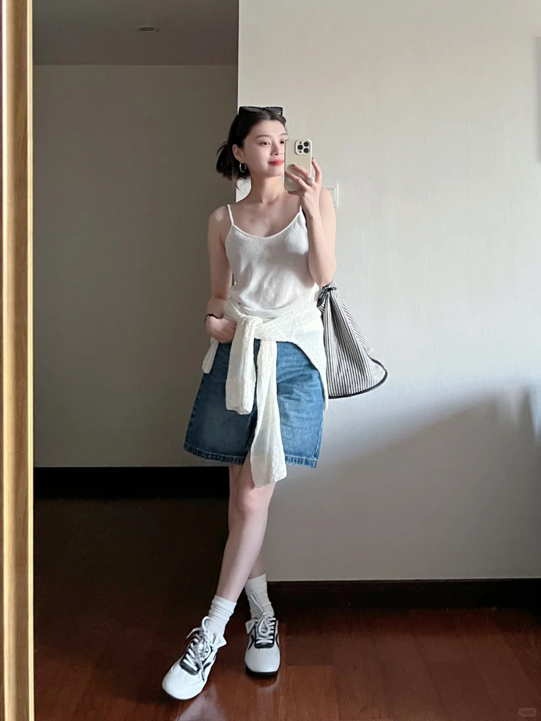 罩衫叠穿+牛仔中裤，轻松应对夏秋过渡季~