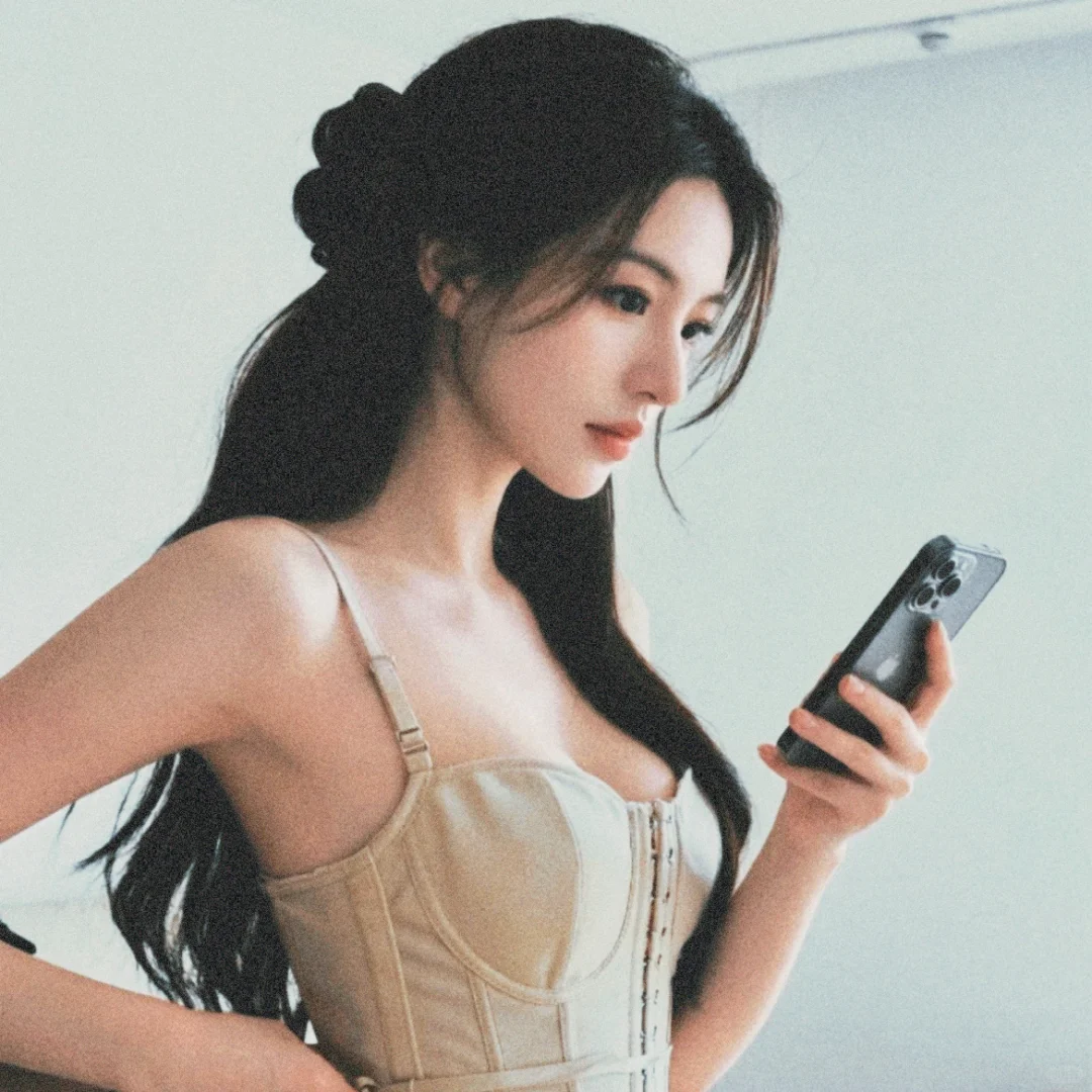 𝗞𝗔𝗬𝗟𝗘𝗘