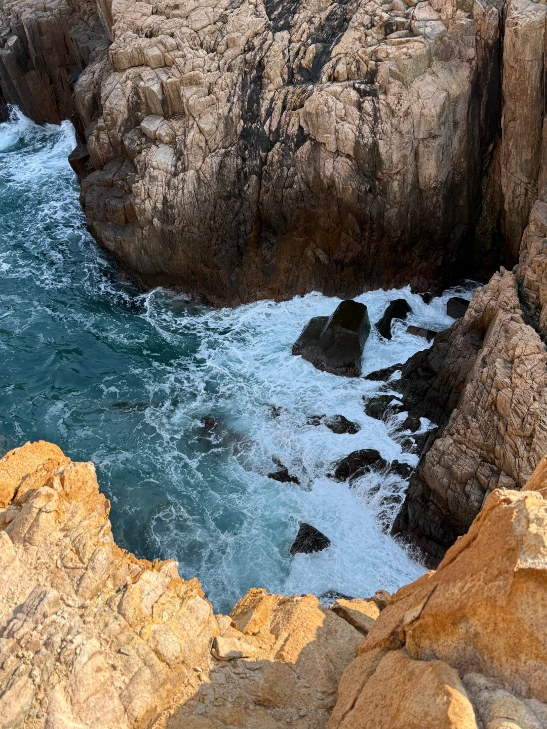 徒步1年，我发现玩户外的女生都有点“粗旷”