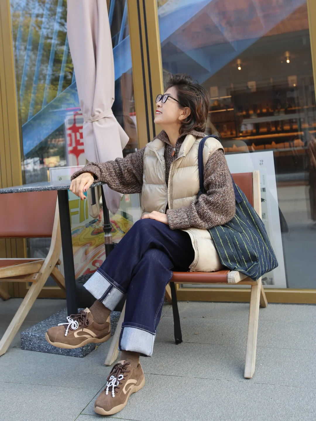 北方老年博主初冬实用羽绒服休闲穿搭