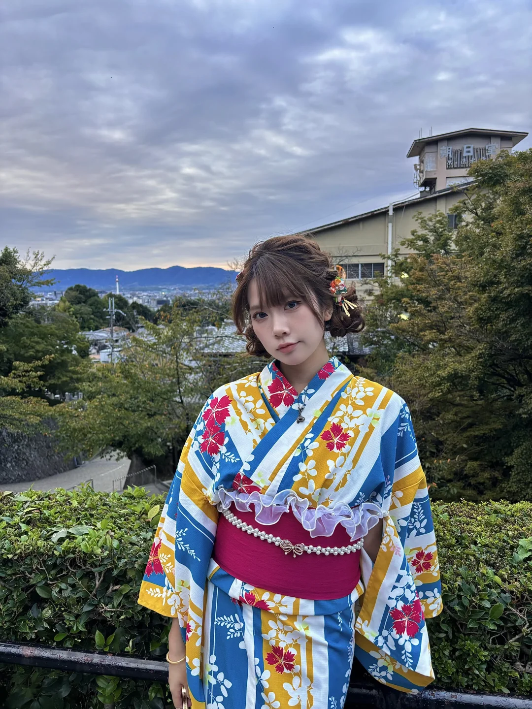 一定要是黑道千金吗🥹