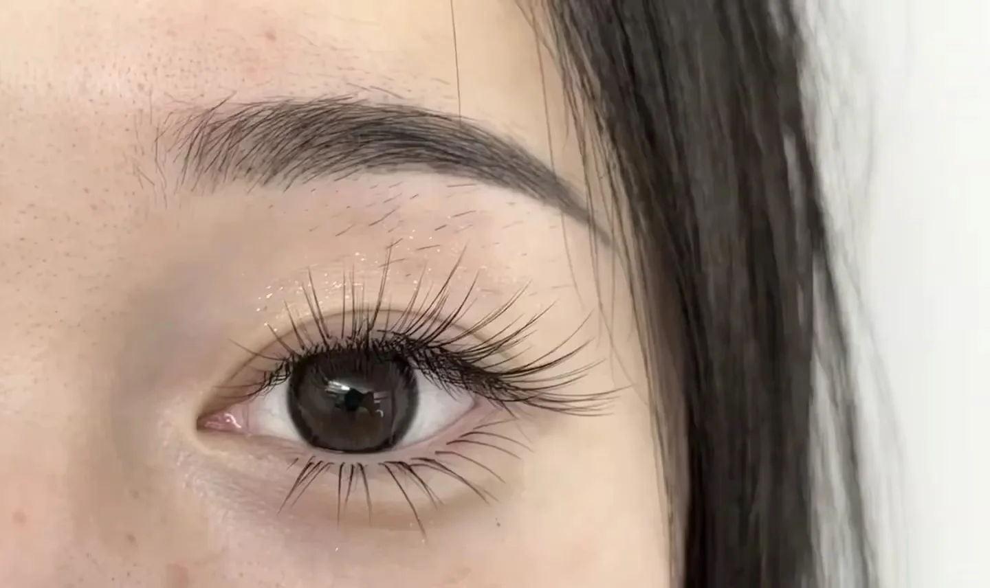 招美睫互勉模特 专业美睫师