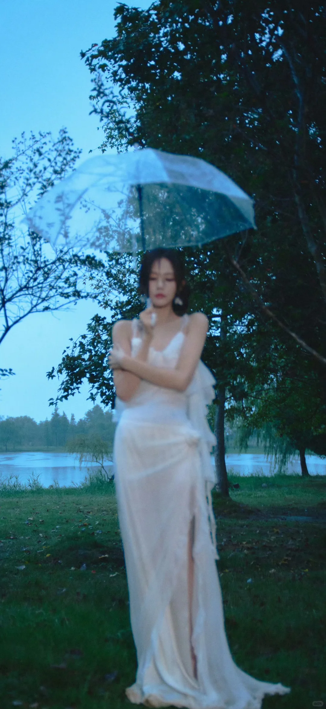 20251105明星壁纸｜【李一桐】～