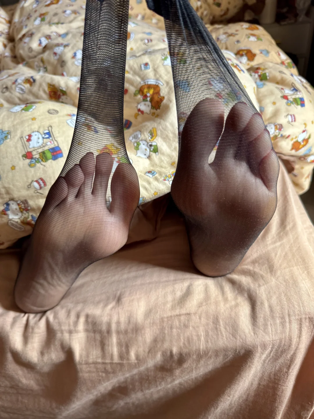 好喜欢我的小脚丫~